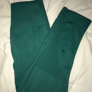 Lulu Lemon crop leggings